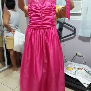 Girls party dress size 14..nice Russia color